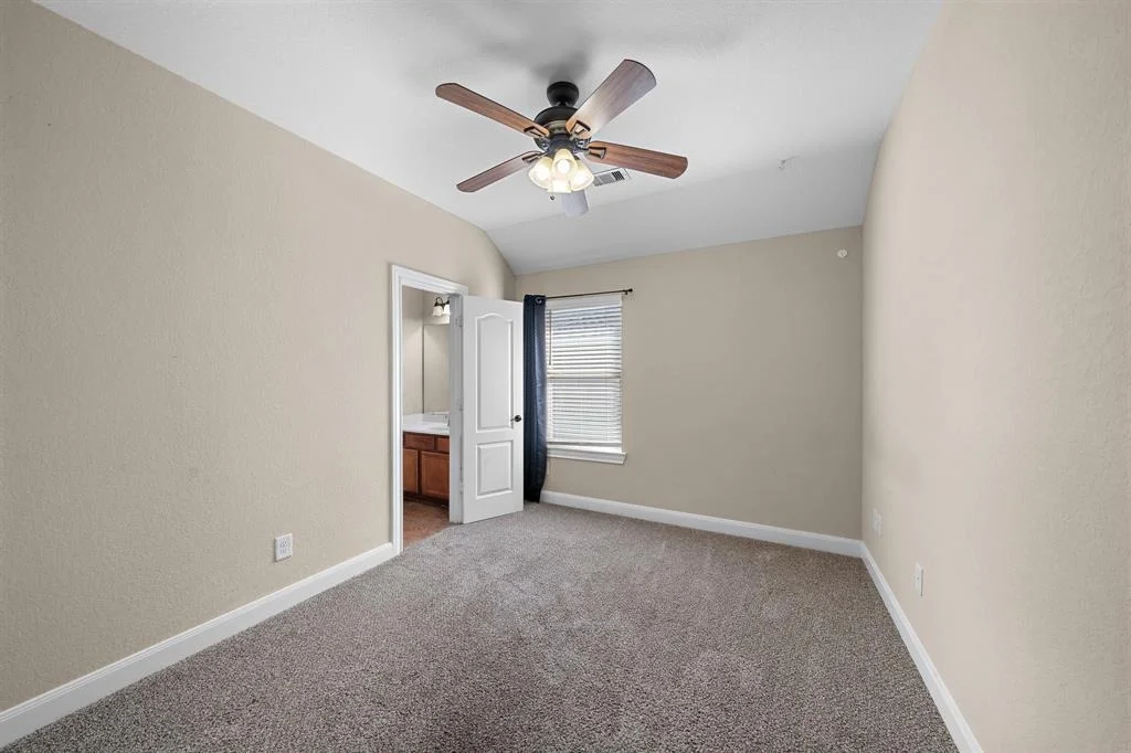 Photo of 208 Bailey Brook Lane