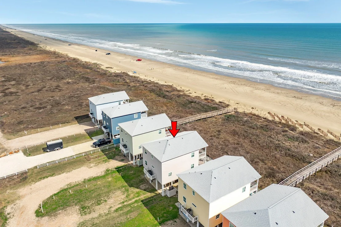 Photo of 2938 Bluewater Highway