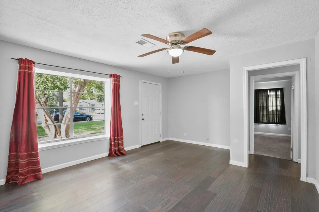 Photo of 7406 Elbridge Lane