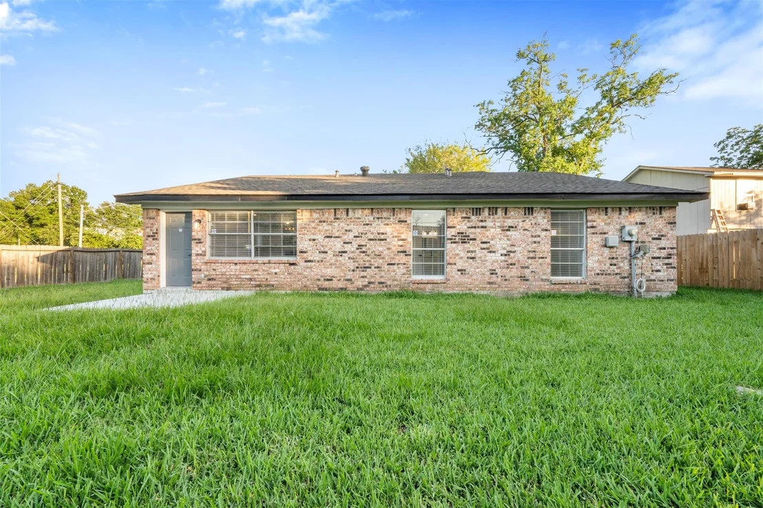 Photo of 6502 Trail Valley Way