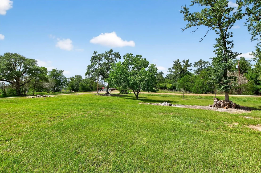 Photo of 702 Birch Hollow Drive