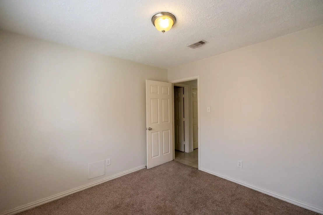 Photo of 423 Capehill Drive