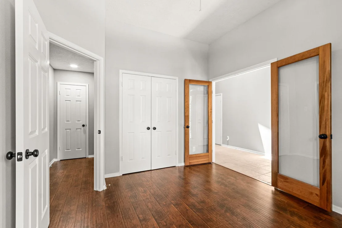 Photo of 5013 Parkcrest Drive