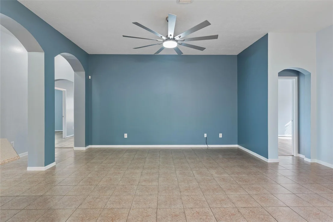 Photo of 18939 Cluster Oaks Drive