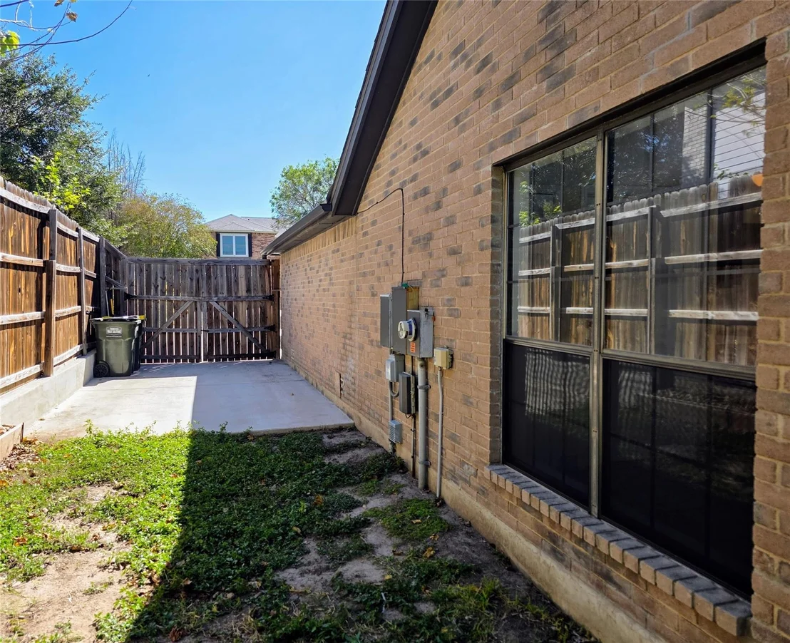 Photo of 3437 Columbia Drive
