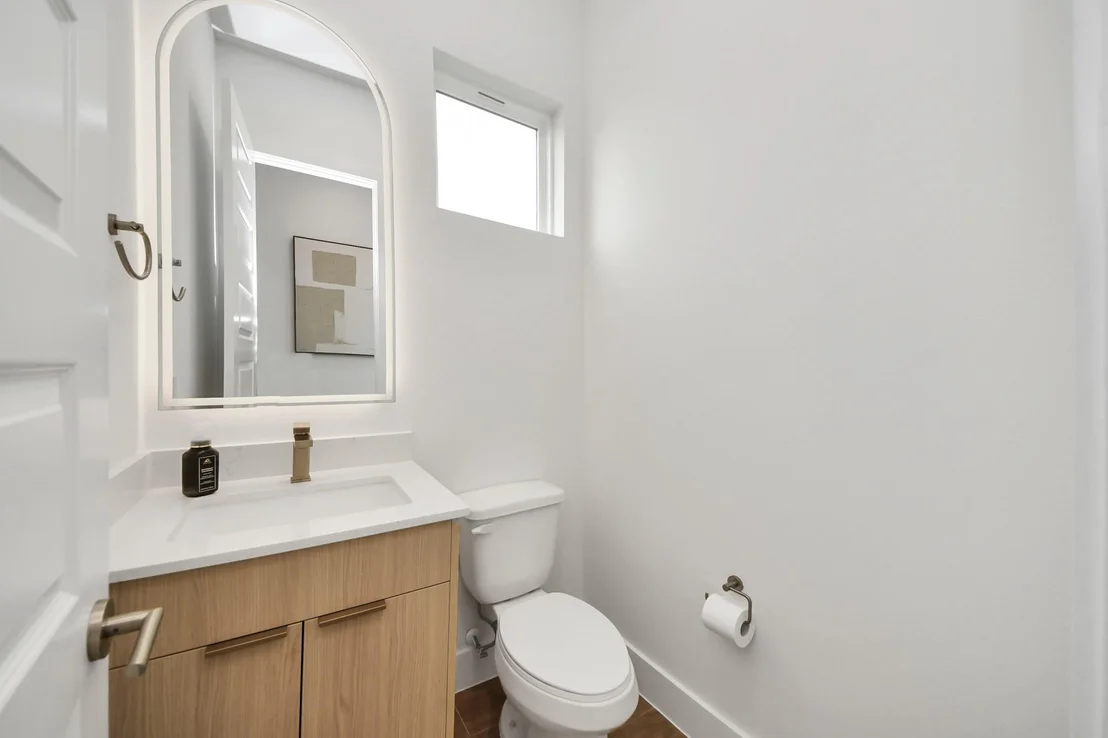 Photo of 2205 Diagonal Lane