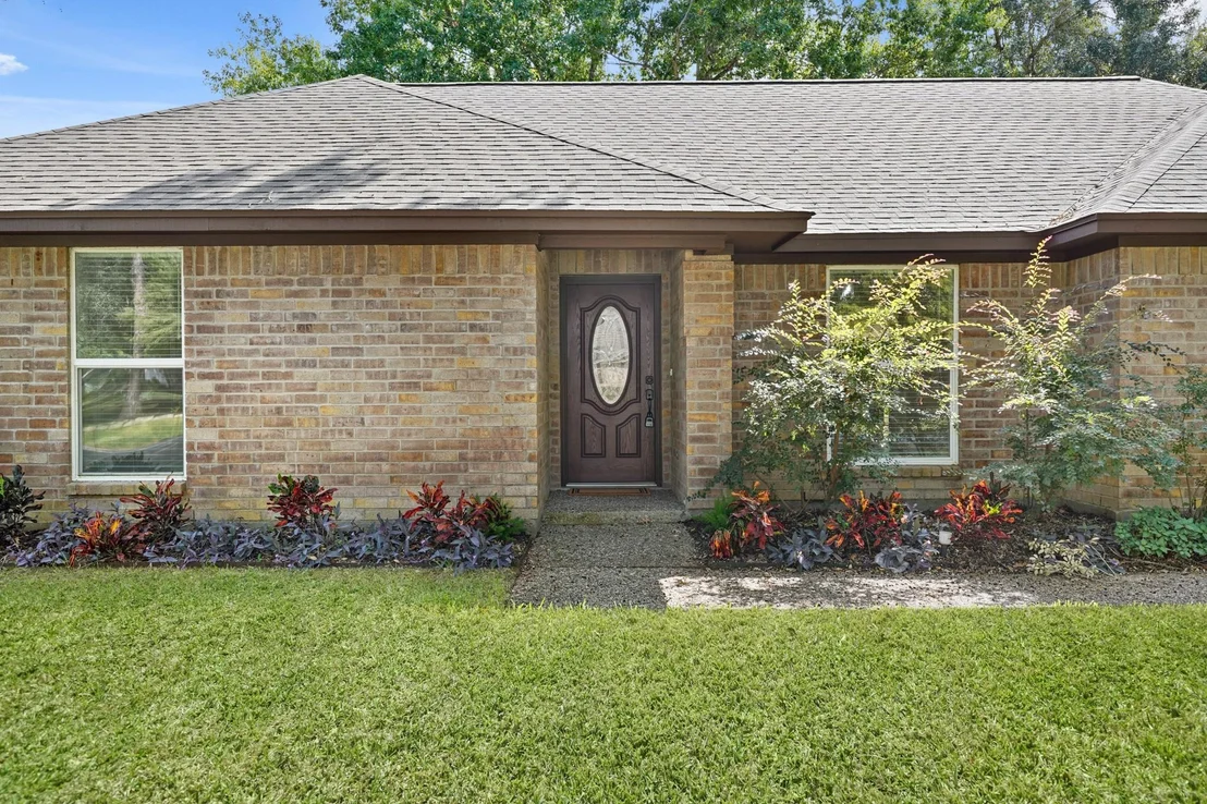 Photo of 2826 E Elm Circle