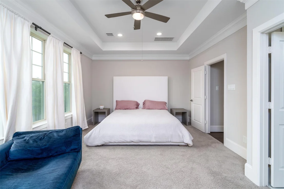 Photo of 1303 Edwinstowe Trail