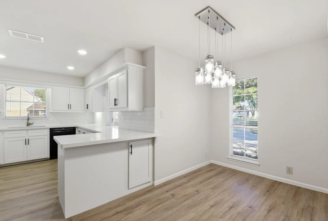 Photo of 4103 Meadowbend Drive