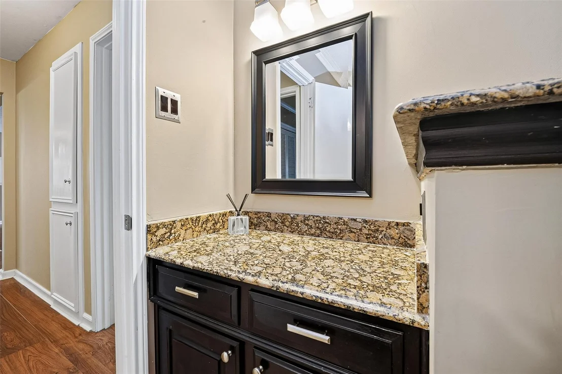 Photo of 560 Savannah Park