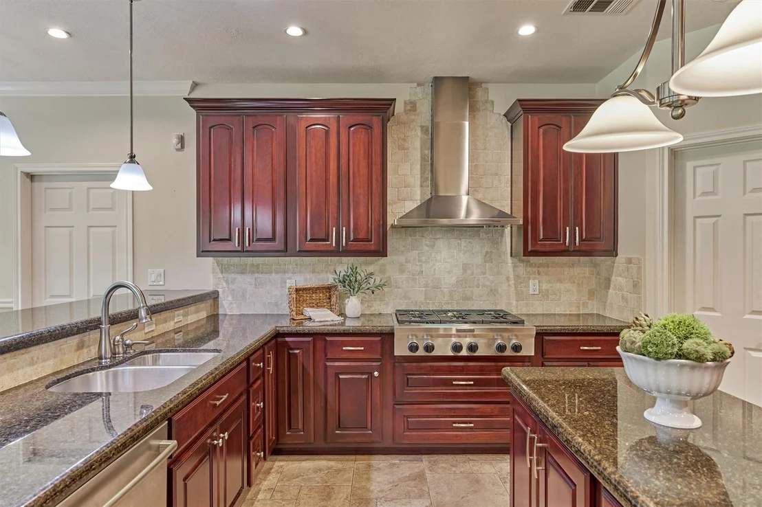 Photo of 11062 N Hidden Oaks