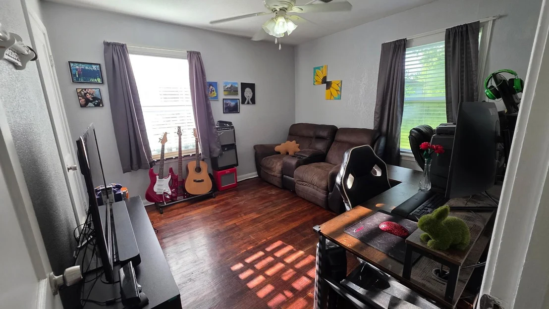 Photo of 1208 Chevy Chase Drive