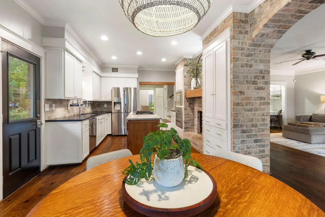 Photo of 6 Robin Springs Place