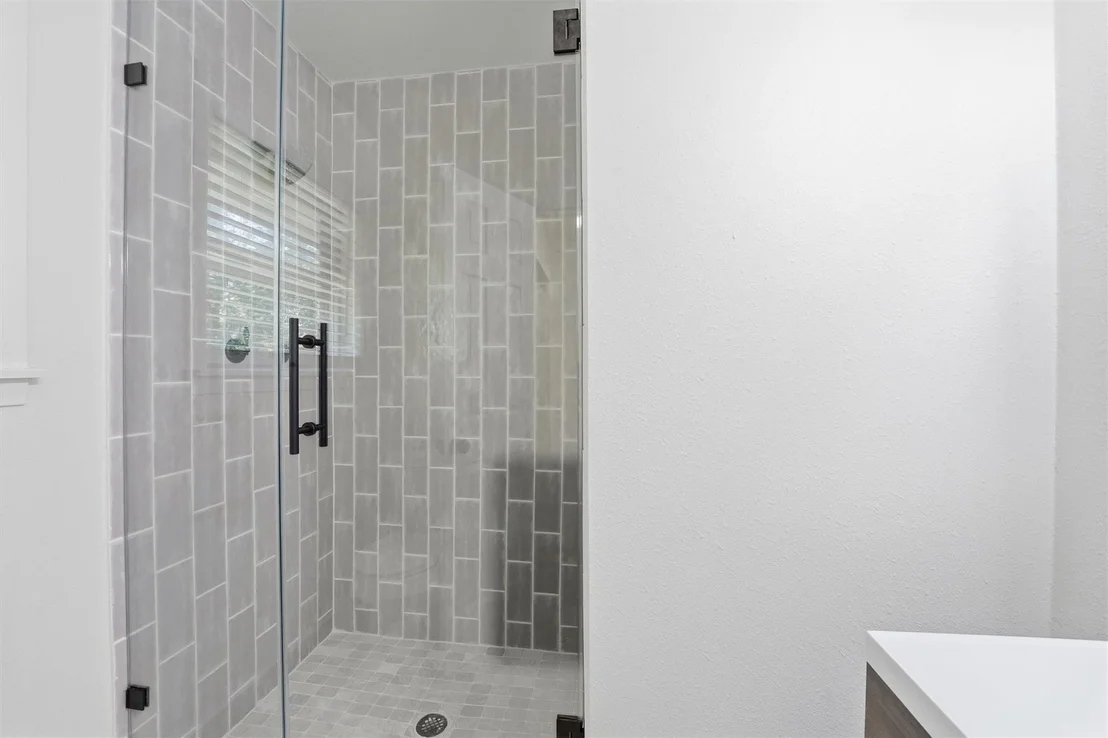 Photo of 10302 Belfast Road