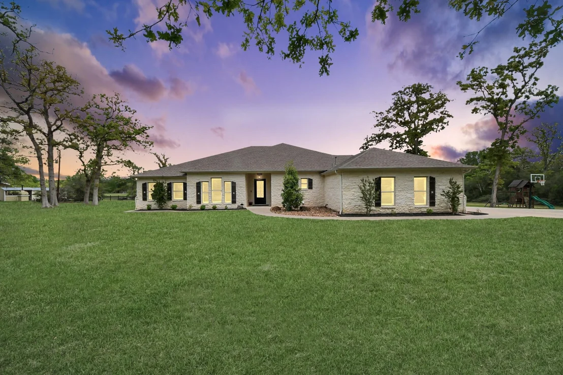 Photo of 460 High Meadows Road