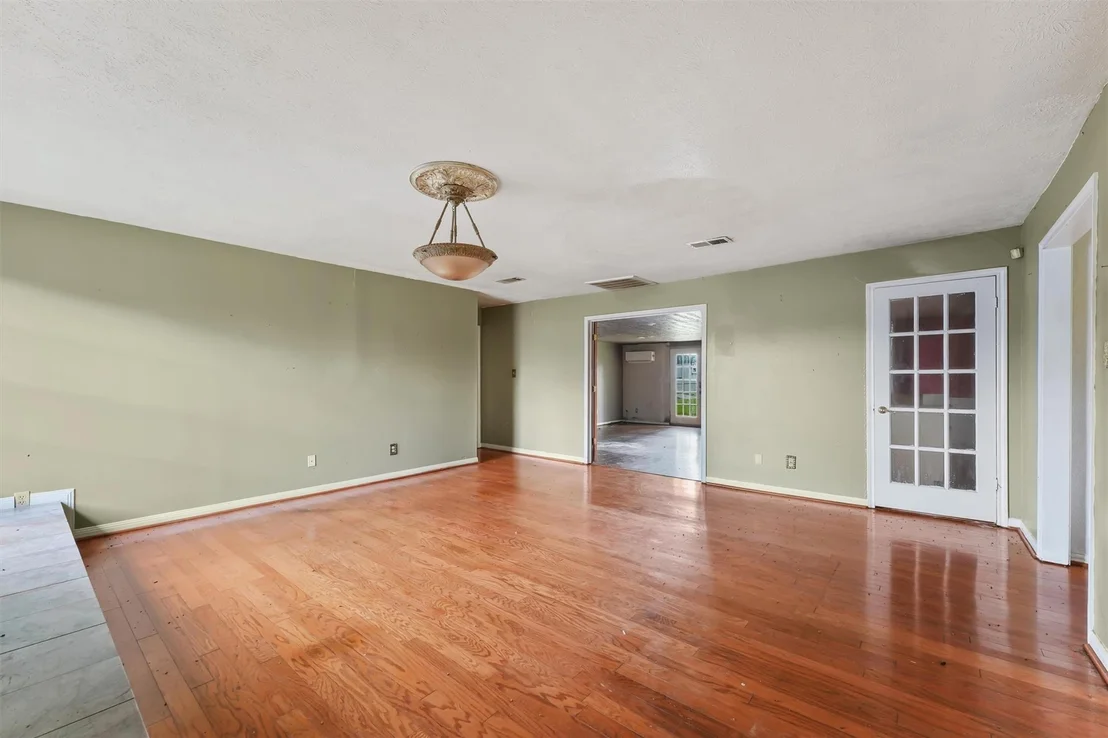 Photo of 4704 Coachman Drive