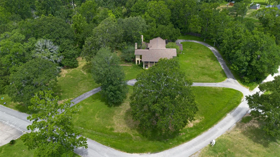 Photo of 219 Cardinal Drive