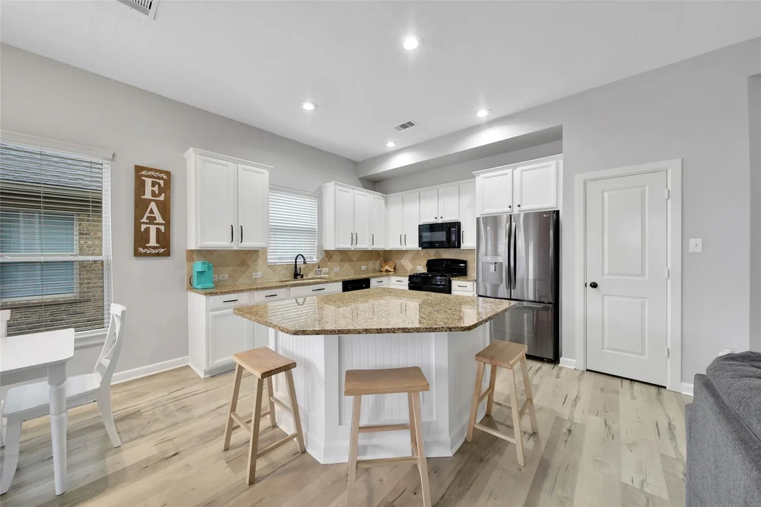 Photo of 12935 Northpointe Bend Drive