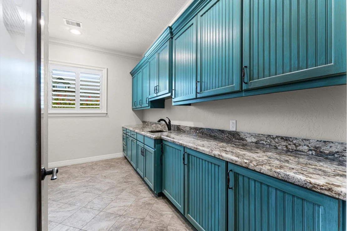 Photo of 727 Baker Drive