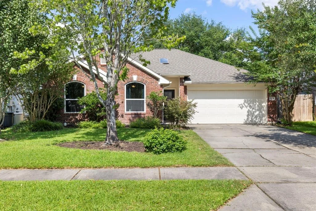 Photo of 31114 Silver Village Drive