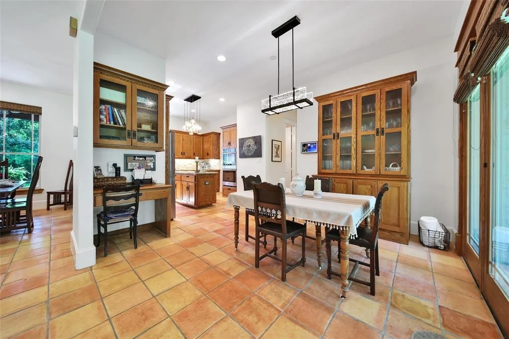 Photo of 28 Lake Forest Drive