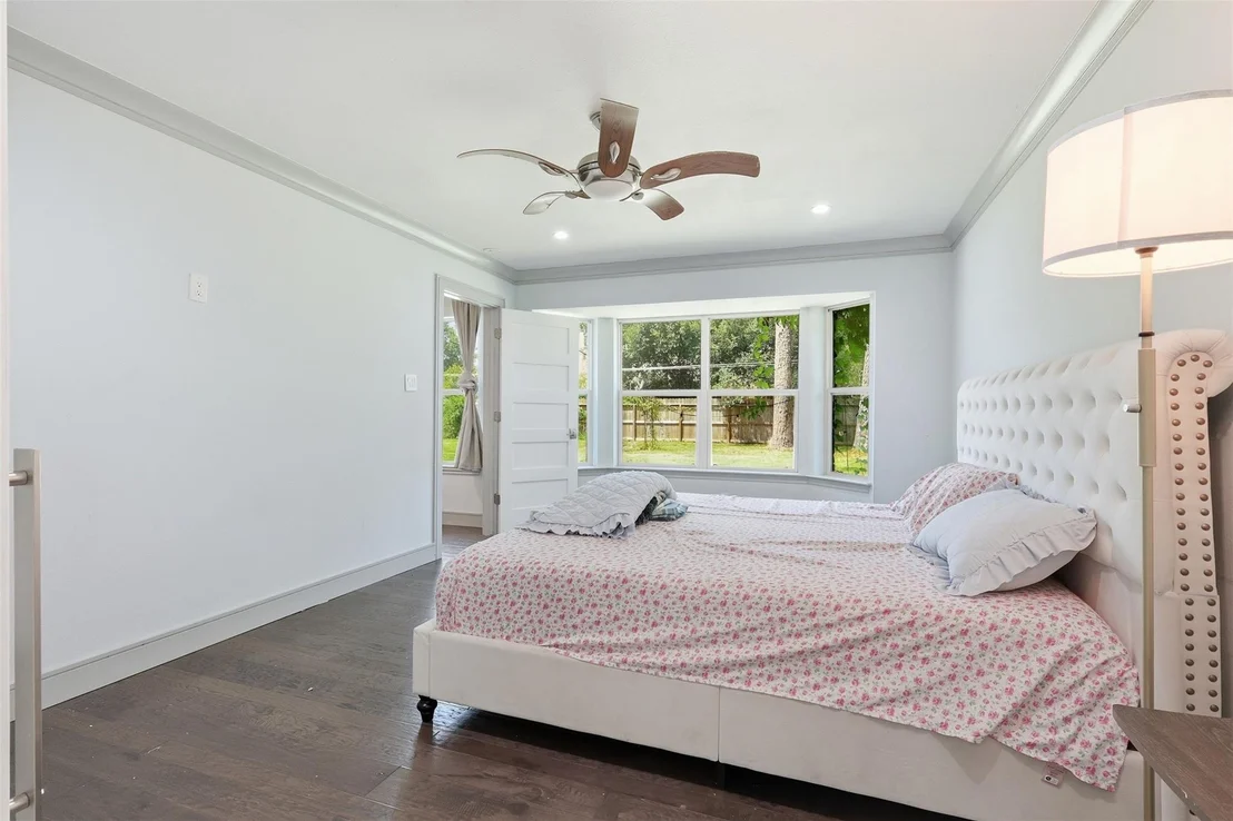 Photo of 6518 Elmgrove Road