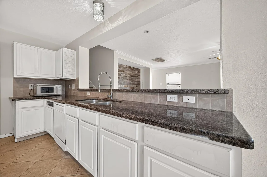 Photo of 18111 Shallow Leaf Lane