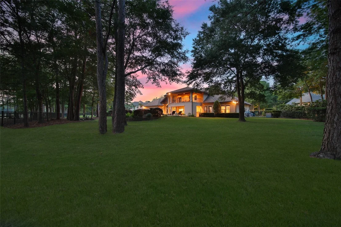 Photo of 852 Eagle Pointe