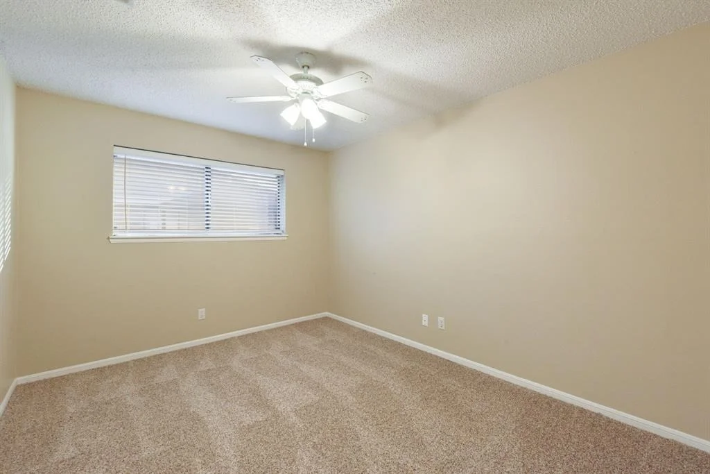 Photo of 405 Valley Brook Drive