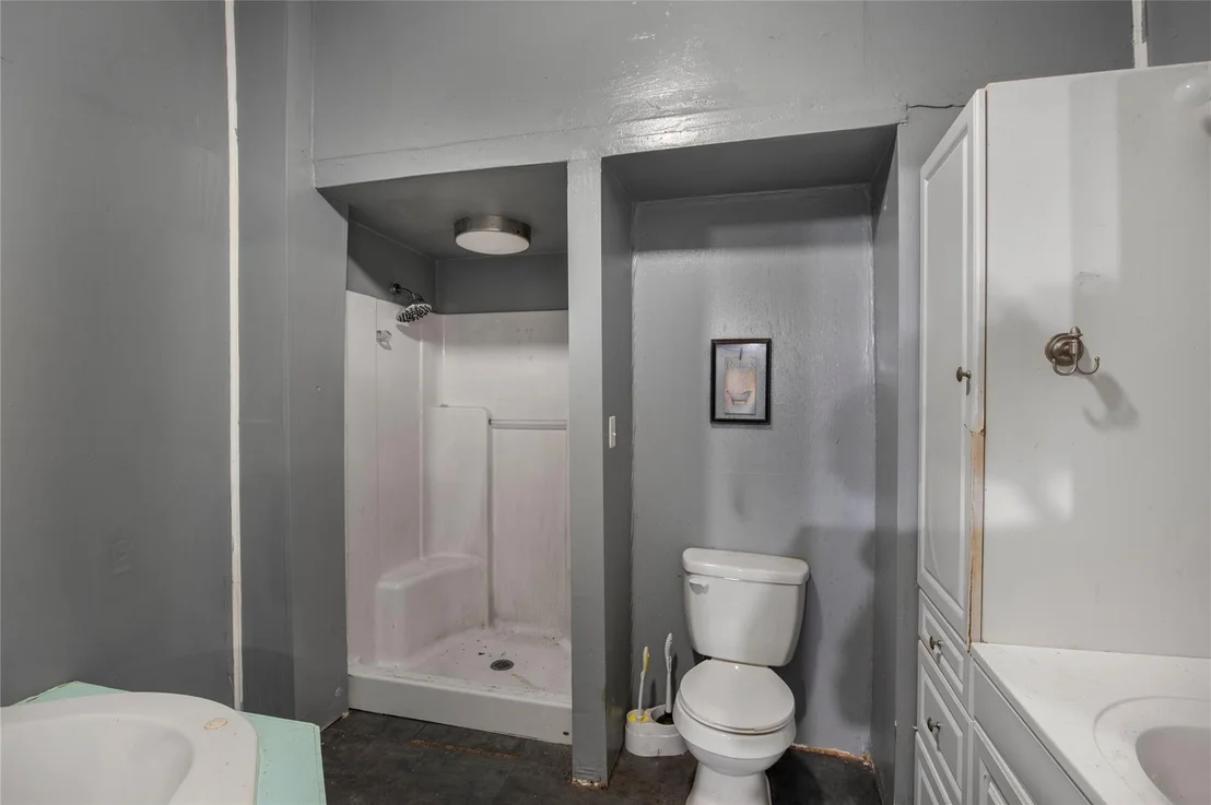 Photo of 124 12th Street