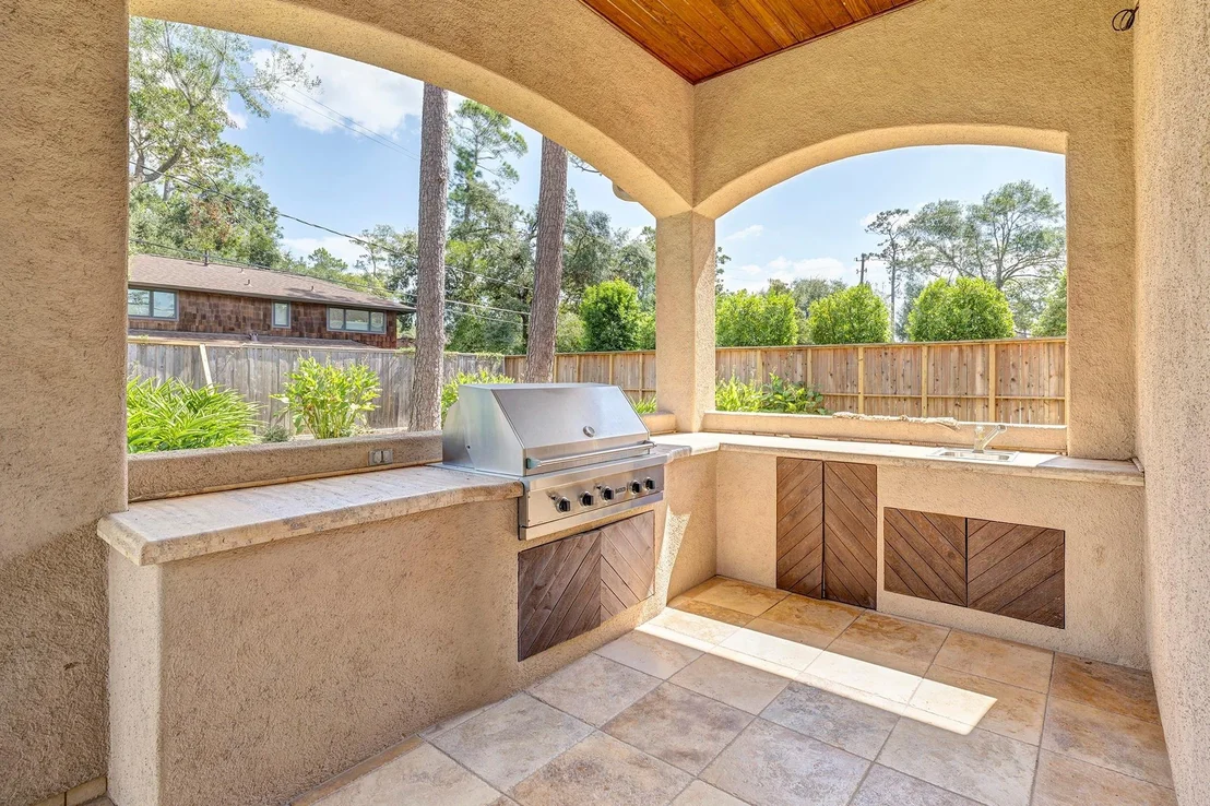 Photo of 710 Pinehaven Drive