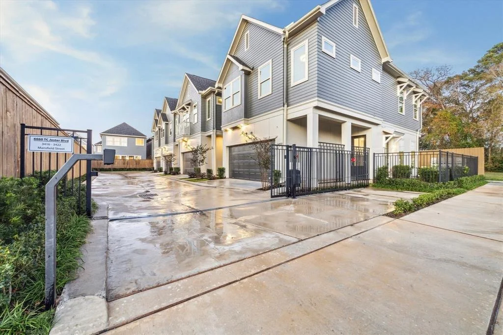 Photo of 6026 Tc Jester Boulevard