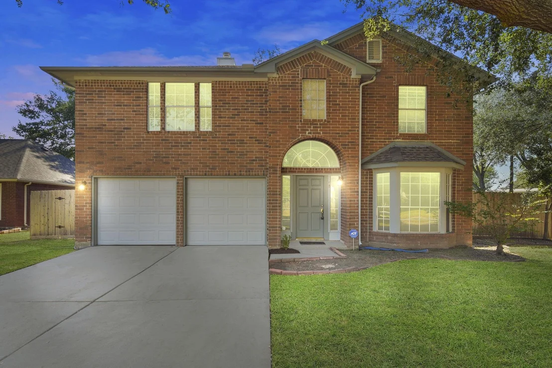 Photo of 4911 Silver Fox Drive
