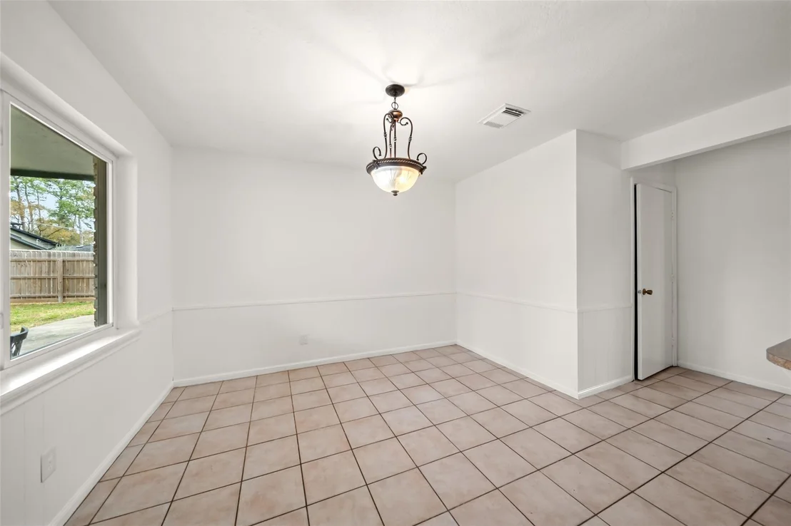 Photo of 307 Bickett Lane