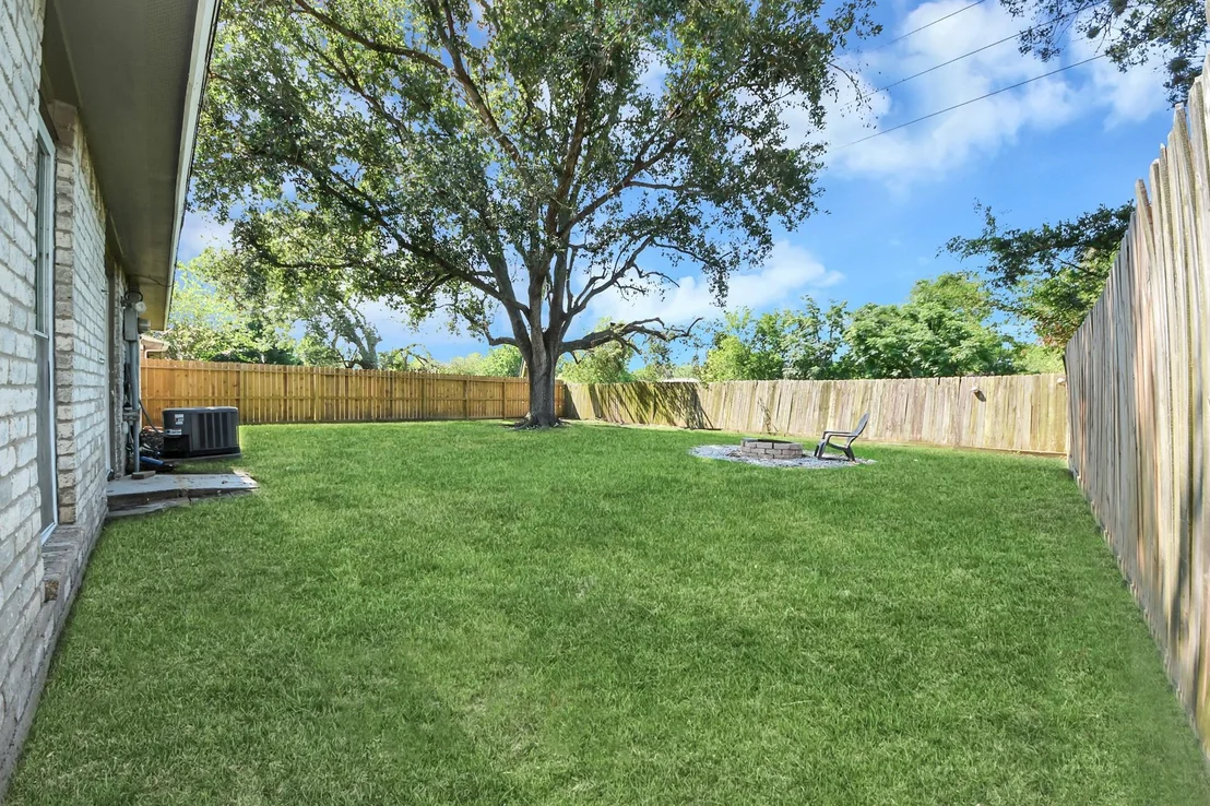 Photo of 6834 Kearney Drive