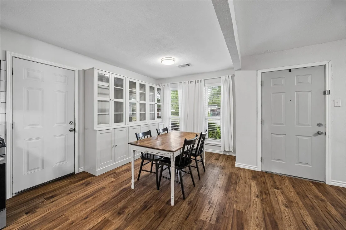 Photo of 1122 Sunny Drive