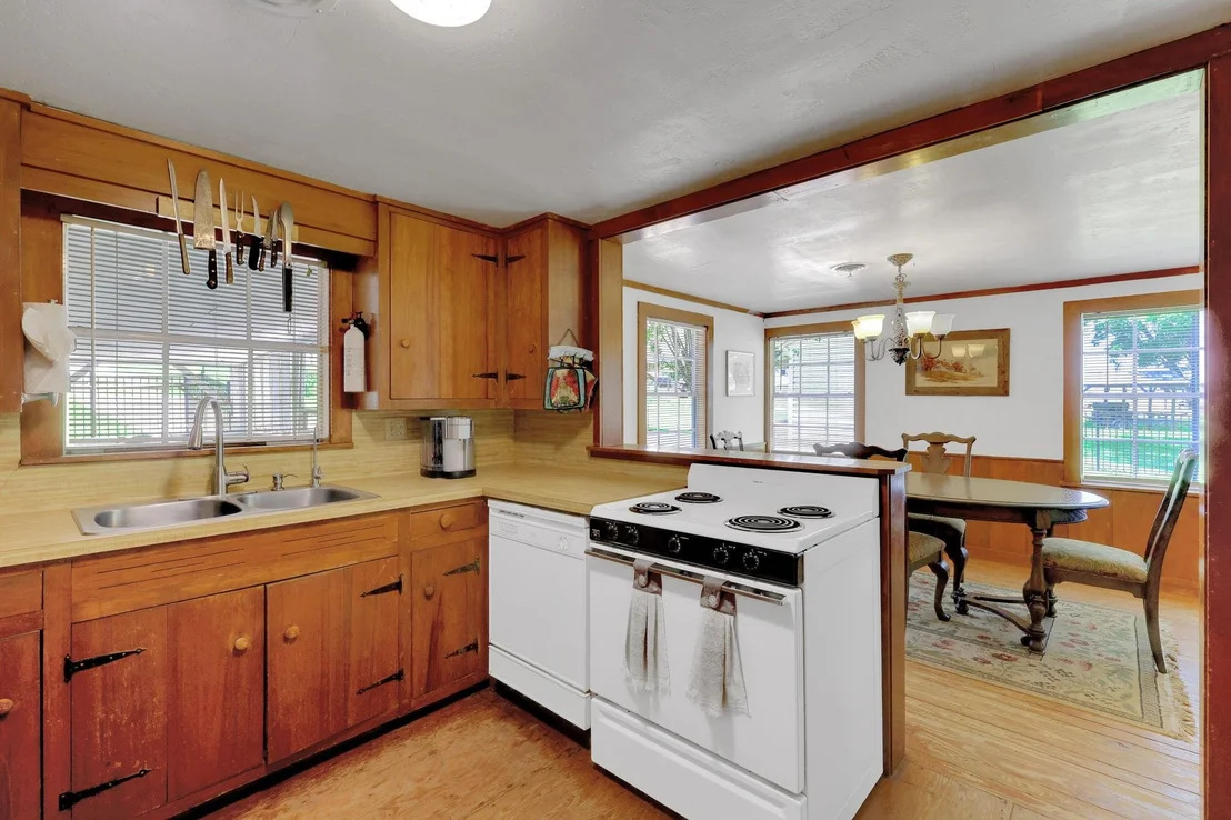 Photo of 151 Lakeview Circle