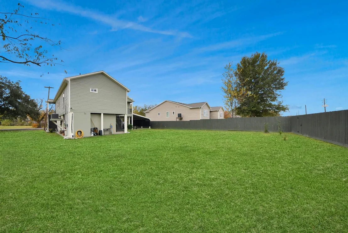 Photo of 6543 Crestford Lane