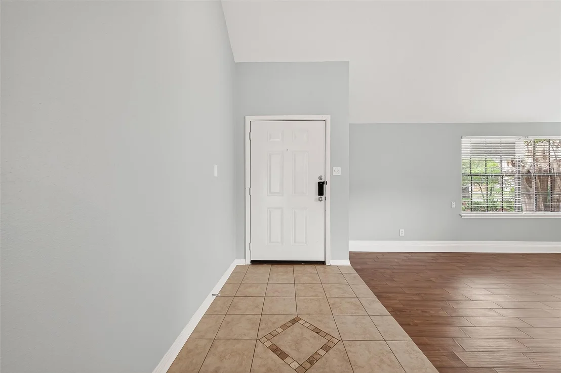 Photo of 22946 Provincial Boulevard