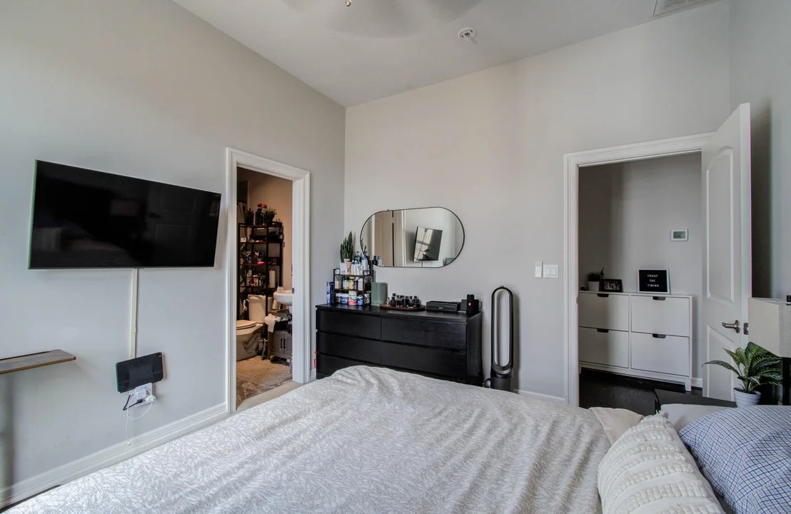 Photo of 11123 Olympia Drive