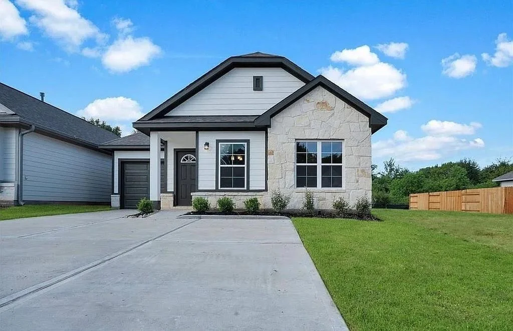 Photo of 11869 E Gate Drive