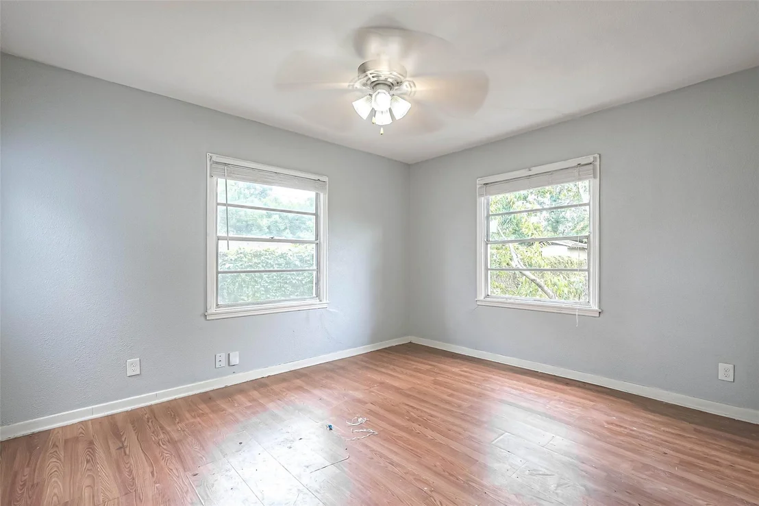 Photo of 8129 Barkley Street