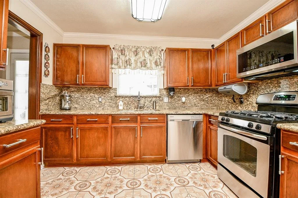Photo of 17611 Glenmorris Drive