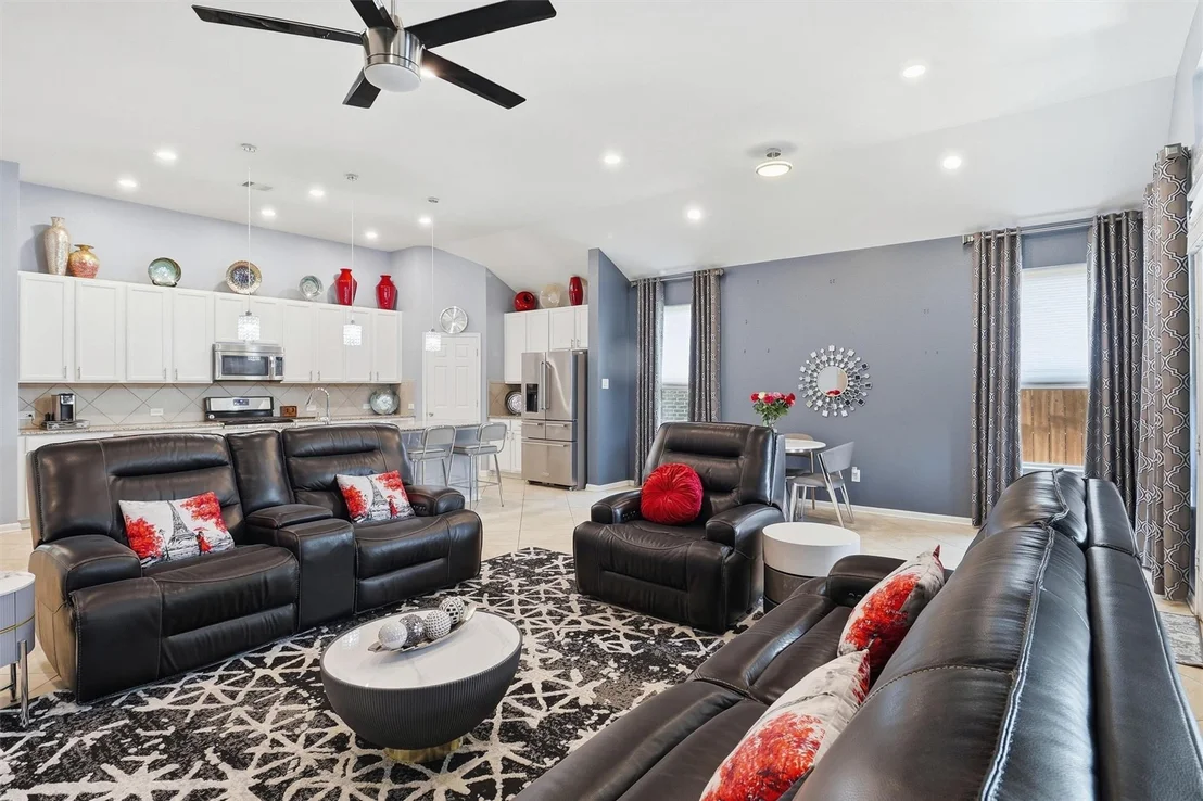 Photo of 8115 Cheyenne Hills Trail