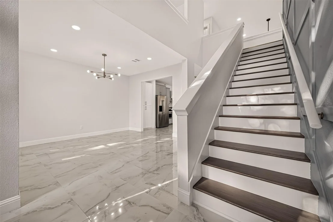 Photo of 2111 Pinecreek Pass Lane