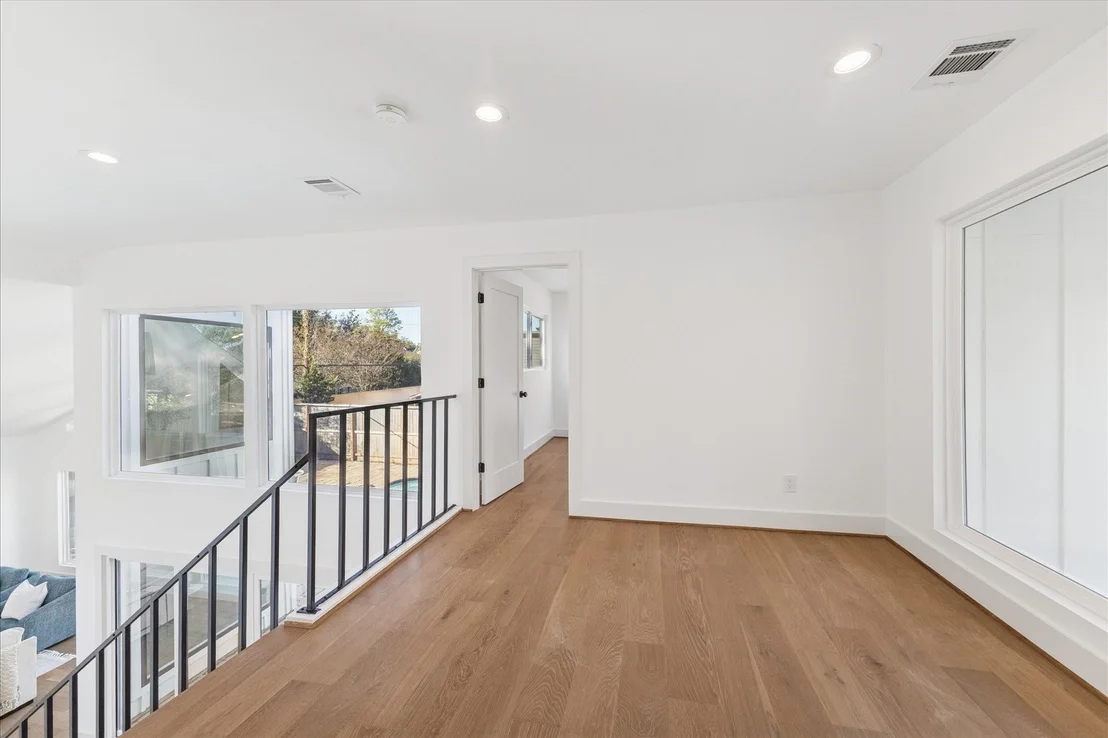 Photo of 533 Rancho Bauer Drive