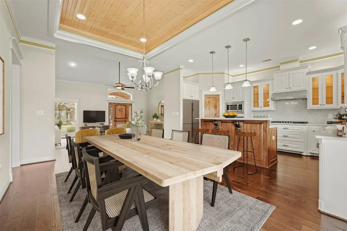 Photo of 2910 Fortuna Drive