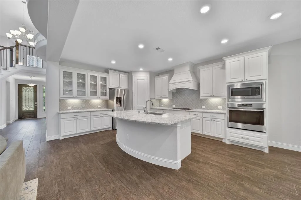 Photo of 19 N Wheatleigh Drive