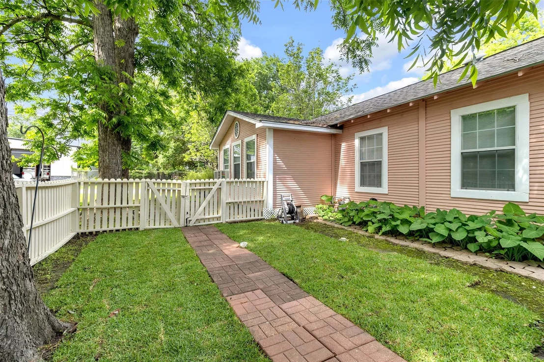 Photo of 120 Willow Street