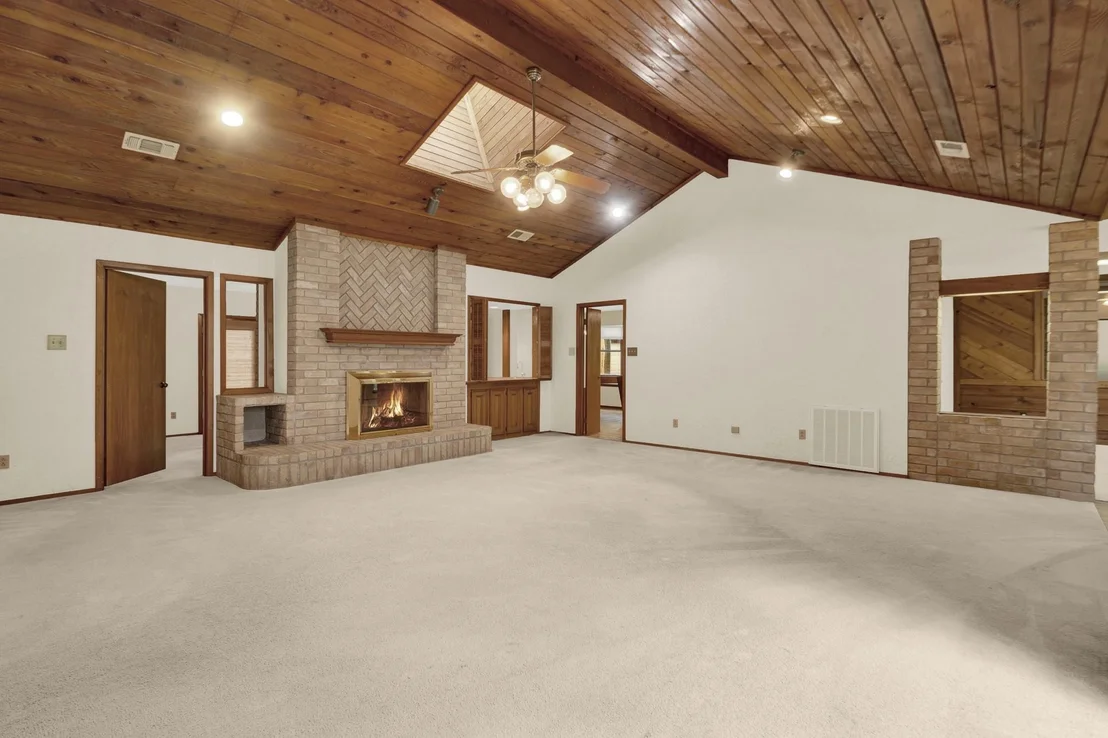 Photo of 1714 Coe Road